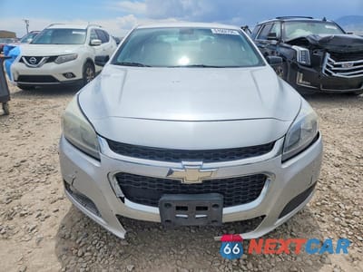 Piąte zdjęcie samochodu w środku: 2015 CHEVROLET MALIBU LS VIN:1G11B5SL1FU120029 - miniatura