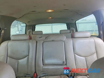 Zdjęcie 10 z 13 samochodu: 2005 GMC YUKON XL K1500 VIN:1GKFK16Z35J186204 - miniatura