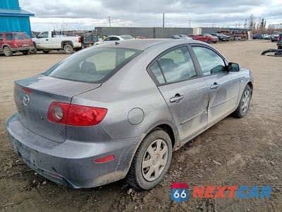 Trzecie zdjęcie samochodu z tyłu: 2006 MAZDA 3 I VIN:JM1BK12F661453648 - miniatura
