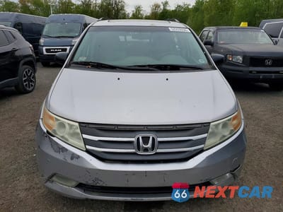 Piąte zdjęcie samochodu w środku: 2012 HONDA ODYSSEY TOURING VIN:5FNRL5H98CB083567 - miniatura