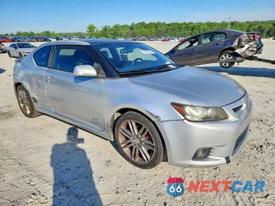 Czwarte zdjęcie samochodu z boku: 2013 SCION TC BASE VIN:JTKJF5C72D3051778 - miniatura
