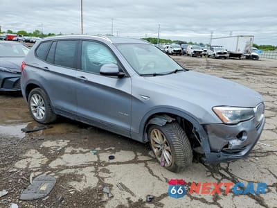 Czwarte zdjęcie samochodu z boku: 2017 BMW X3 XDRIVE28I VIN:5UXWX9C38H0T21990 - miniatura
