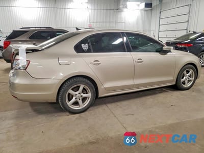 Trzecie zdjęcie samochodu z tyłu: 2013 VOLKSWAGEN JETTA TDI VIN:3VWLL7AJXDM204020 - miniatura