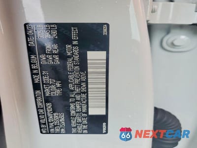 Zdjęcie 13 z 13 samochodu: 2023 VOLVO XC40 PLUS VIN:YV4L12UWXP2103426 - miniatura