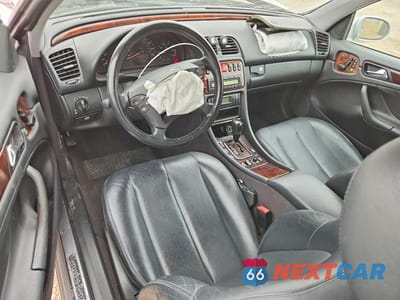 Zdjęcie 8 z 12 samochodu: 2001 MERCEDES-BENZ CLK 320 VIN:WDBLK65G31T091764 - miniatura