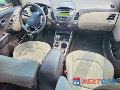 Zdjęcie 8 z 13 samochodu: 2014 HYUNDAI TUCSON GLS VIN:KM8JT3AF7EU803903 - miniatura