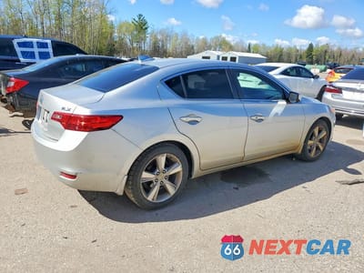 Trzecie zdjęcie samochodu z tyłu: 2014 ACURA ILX 4DR VIN:19VDE1F74EE401927 - miniatura
