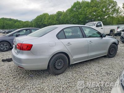 Trzecie zdjęcie samochodu z tyłu: 2014 VOLKSWAGEN JETTA VIN:3VW2K7AJ0EM415727 - miniatura