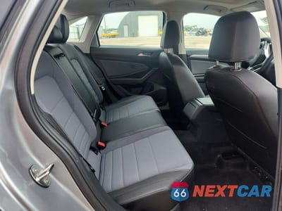 Zdjęcie 10 z 12 samochodu: 2026 VOLKSWAGEN JETTA SE VIN:3VW7W7BU4TM031191 - miniatura