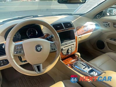 Zdjęcie 9 z 10 samochodu: 2009 JAGUAR XK VIN:SAJWA43B795B31264 - miniatura