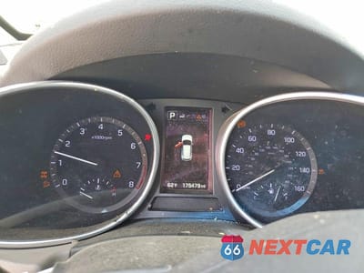 Zdjęcie 9 z 12 samochodu: 2018 HYUNDAI SANTA FE SPORT 2.4L VIN:5NMZUDLB6JH098128 - miniatura