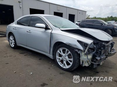 Czwarte zdjęcie samochodu z boku: 2012 NISSAN MAXIMA 3.5 S VIN:1N4AA5AP8CC817588 - miniatura