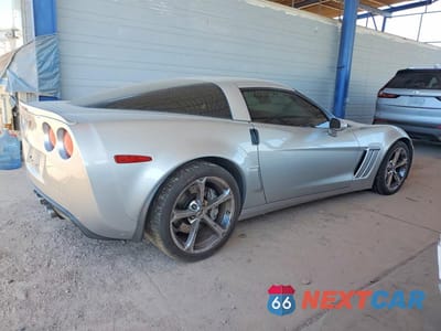 Trzecie zdjęcie samochodu z tyłu: 2012 CHEVROLET CORVETTE GRAND SPORT VIN:1G1YW2DW2C5100337 - miniatura