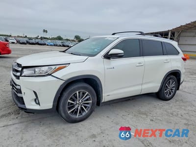 2018 TOYOTA HIGHLANDER HYBRID XLE 5TDJGRFH4JS051842 - główne zdjęcie licytacji z USA - miniatura