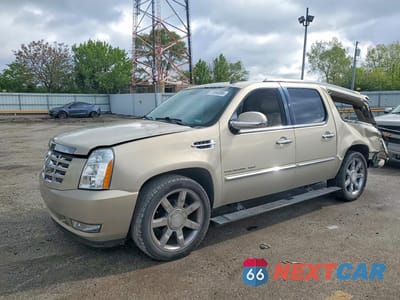 2011 CADILLAC ESCALADE ESV PREMIUM 1GYS4JEF7BR372511 - główne zdjęcie licytacji z USA - miniatura