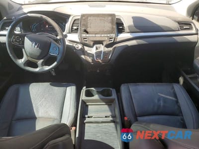 Zdjęcie 8 z 13 samochodu: 2024 HONDA ODYSSEY TOURING VIN:5FNRL6H85RB016267 - miniatura