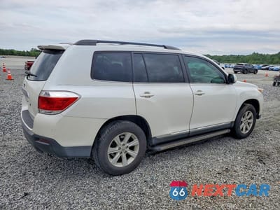 Trzecie zdjęcie samochodu z tyłu: 2013 TOYOTA HIGHLANDER PLUS VIN:5TDZA3EH7DS037120 - miniatura
