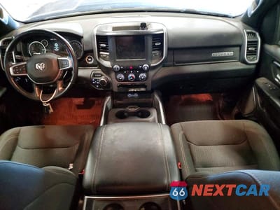 Zdjęcie 8 z 12 samochodu: 2023 RAM 1500 BIG HORN VIN:1C6RRFFG7PN677300 - miniatura