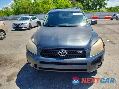 Piąte zdjęcie samochodu w środku: 2007 TOYOTA RAV4 SPORT VIN:JTMBK32V076027106 - miniatura