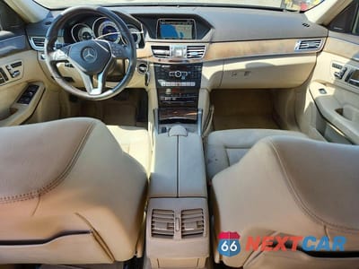 Zdjęcie 8 z 12 samochodu: 2014 MERCEDES-BENZ E 350 VIN:WDDHF5KB2EA938523 - miniatura