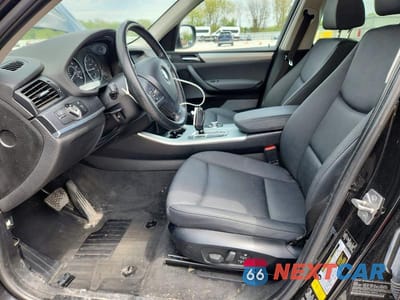 Zdjęcie 7 z 13 samochodu: 2013 BMW X3 XDRIVE28I VIN:5UXWX9C5XD0A16974 - miniatura