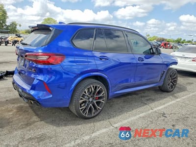 Trzecie zdjęcie samochodu z tyłu: 2023 BMW X5 M VIN:5YMJU0C07P9P30344 - miniatura