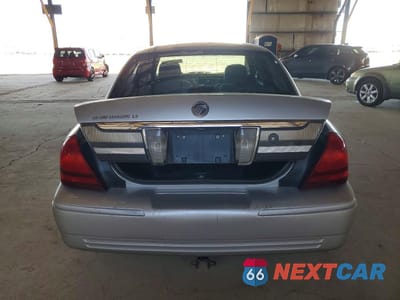 Zdjęcie 6 z 12 samochodu: 2009 MERCURY GRAND MARQUIS LS VIN:2MEHM75V89X632133 - miniatura