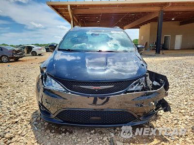 Piąte zdjęcie samochodu w środku: 2020 CHRYSLER PACIFICA HYBRID LIMITED VIN:2C4RC1N74LR261426 - miniatura