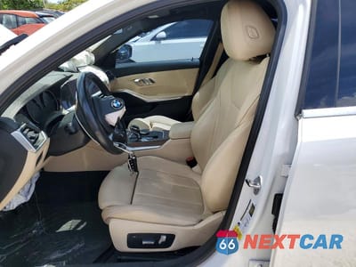 Zdjęcie 7 z 12 samochodu: 2019 BMW 330I VIN:WBA5R1C50KAK11945 - miniatura
