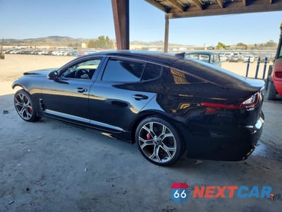 Drugie zdjęcie samochodu z przodu: 2019 KIA STINGER GT1 VIN:KNAE45LC6K6062819 - miniatura