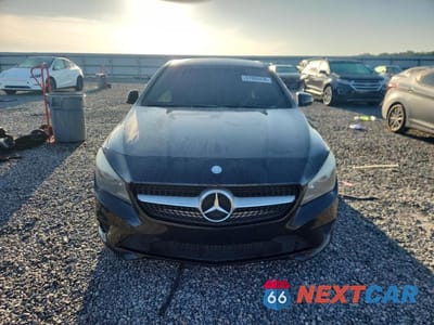 Piąte zdjęcie samochodu w środku: 2014 MERCEDES-BENZ CLA 250 4MATIC VIN:WDDSJ4GB9EN143226 - miniatura