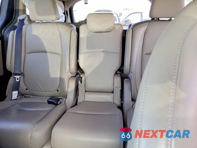 Zdjęcie 10 z 13 samochodu: 2019 HONDA ODYSSEY EXL VIN:5FNRL6H73KB040953 - miniatura