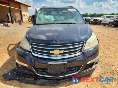 Piąte zdjęcie samochodu w środku: 2017 CHEVROLET TRAVERSE LT VIN:1GNKRHKDXHJ122133 - miniatura