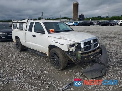 Czwarte zdjęcie samochodu z boku: 2006 DODGE DAKOTA ST VIN:1D7HE22K36S626496 - miniatura