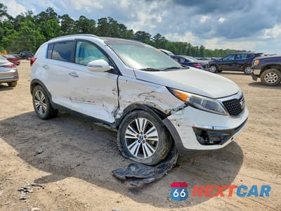 Czwarte zdjęcie samochodu z boku: 2016 KIA SPORTAGE EX VIN:KNDPC3AC6G7868814 - miniatura