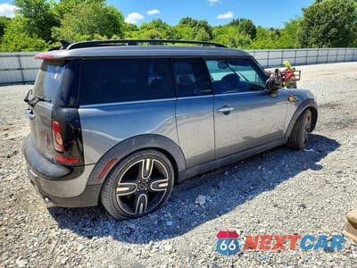 Trzecie zdjęcie samochodu z tyłu: 2010 MINI COOPER CLUBMAN VIN:WMWML3C57ATX38960 - miniatura