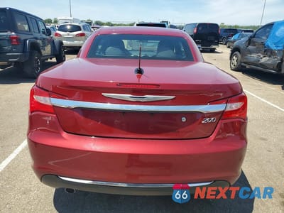 Zdjęcie 6 z 12 samochodu: 2014 CHRYSLER 200 LIMITED VIN:1C3BCBFG6EN156672 - miniatura