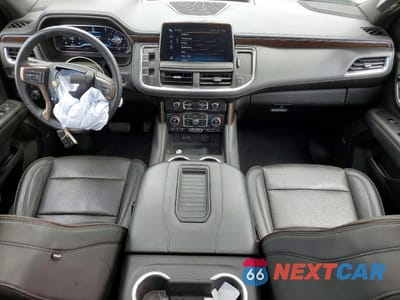 Zdjęcie 8 z 13 samochodu: 2024 CHEVROLET SUBURBAN K1500 HIGH COUNTRY VIN:1GNSKGKT5RR301589 - miniatura