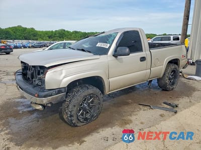 2004 CHEVROLET SILVERADO K1500 1GCEK14TX4Z156090 - główne zdjęcie licytacji z USA - miniatura