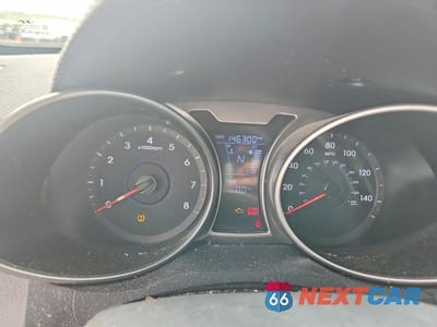Zdjęcie 9 z 12 samochodu: 2015 HYUNDAI VELOSTER BASE VIN:KMHTC6AD1FU244990 - miniatura