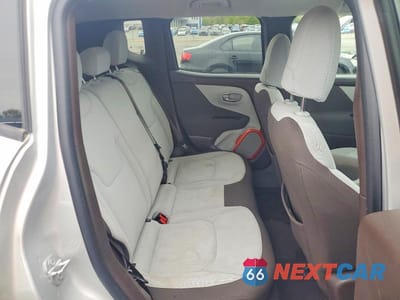 Zdjęcie 11 z 13 samochodu: 2015 JEEP RENEGADE LATITUDE VIN:ZACCJBBT1FPB78760 - miniatura