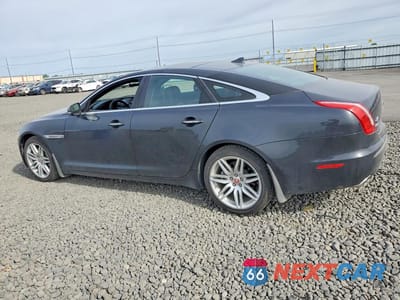 Drugie zdjęcie samochodu z przodu: 2015 JAGUAR XJ VIN:SAJXJ1CDXF8V79042 - miniatura