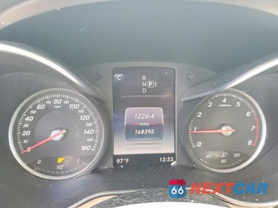 Zdjęcie 9 z 12 samochodu: 2015 MERCEDES-BENZ C 300 4MATIC VIN:55SWF4KB2FU027725 - miniatura