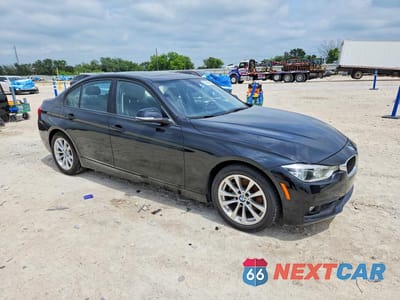 Czwarte zdjęcie samochodu z boku: 2018 BMW 320 I VIN:WBA8E1G59JNU90189 - miniatura