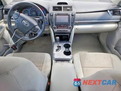 Zdjęcie 8 z 13 samochodu: 2013 TOYOTA CAMRY HYBRID XLE VIN:4T1BD1FK0DU078476 - miniatura