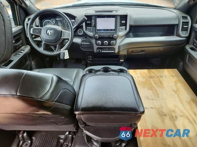 Zdjęcie 8 z 12 samochodu: 2024 RAM 3500 TRADESMAN VIN:3C63RRGL7RG109921 - miniatura