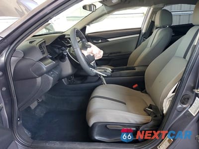 Zdjęcie 7 z 12 samochodu: 2019 HONDA CIVIC LX VIN:19XFC2F68KE211403 - miniatura