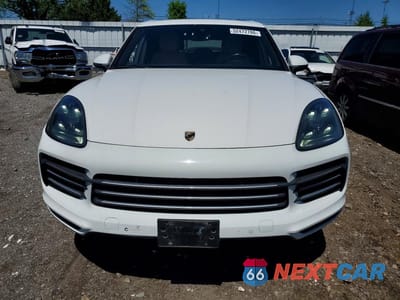 Piąte zdjęcie samochodu w środku: 2019 PORSCHE CAYENNE VIN:WP1AA2AY9KDA06830 - miniatura