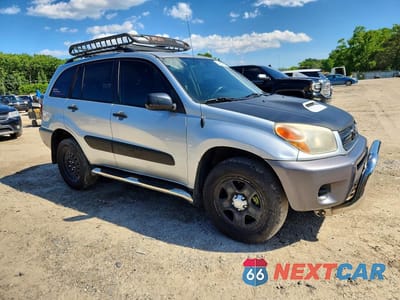 Czwarte zdjęcie samochodu z boku: 2005 TOYOTA RAV4 BASE VIN:JTEHD20V556046163 - miniatura