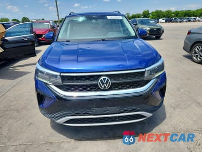 Piąte zdjęcie samochodu w środku: 2022 VOLKSWAGEN TAOS SE VIN:3VVTX7B2XNM040902 - miniatura